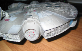 revell_millenniumfalcon_0004